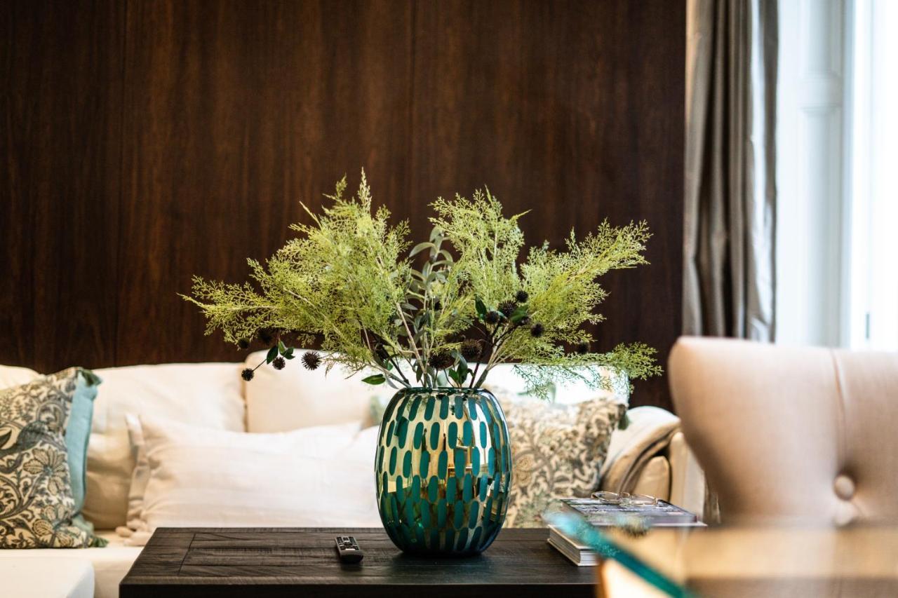 Grosvenor Gardens By Capital Apartment Лондон Екстериор снимка